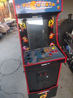 Arcade machine pac man