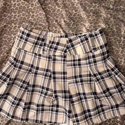 Nude And Black Plaid Skirt 