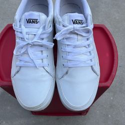 Vans shoes almost new 9 1/2