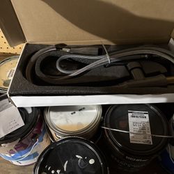 Brand New Kitchen Sink Faucet (Never Used) – Still in Box – Matte Black/Modern Style