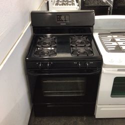 #8 Used Gas Range Black