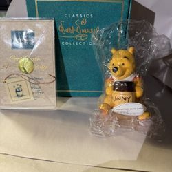 1996 WDCC "WINNIE THE POOH AND THE HONEY TREE" NEW IN BOX WITH COA