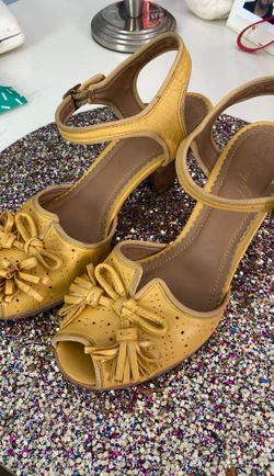 Anthropologie heels 7.5 Miss Albright