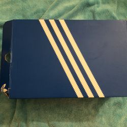 Empty Adidas Samba OG shoe box (great for storage)