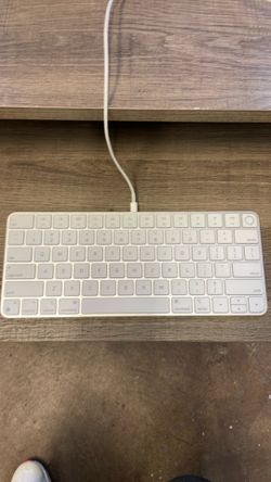 Apple Magic Keyboard A2449