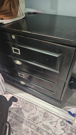 Dresser