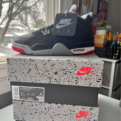 NIKE AIR JORDAN 4 BRED REIMAGINED 6Y & 7Y