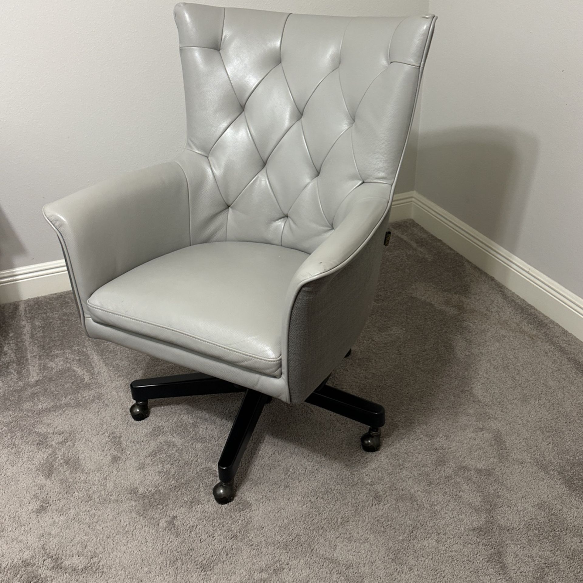 Office Luxury Chair