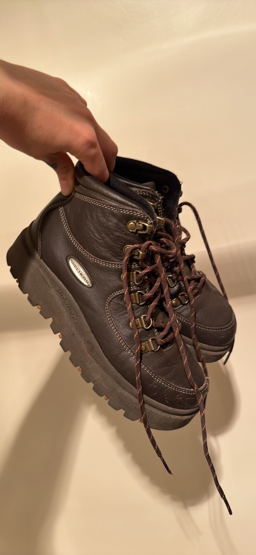 Sketchers Memory Foam Brown Leather Boots