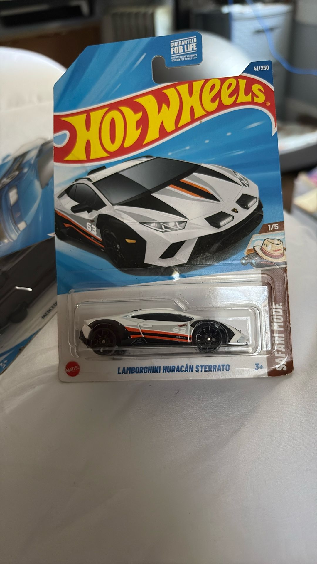 HOTWHEELS LAMBORGHINI HURACAN STERRATO DIECAST REPLICA CAR