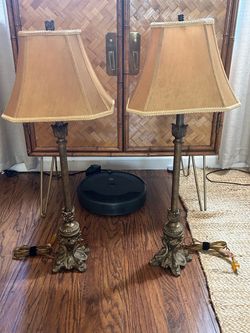 2/ lamps antique style