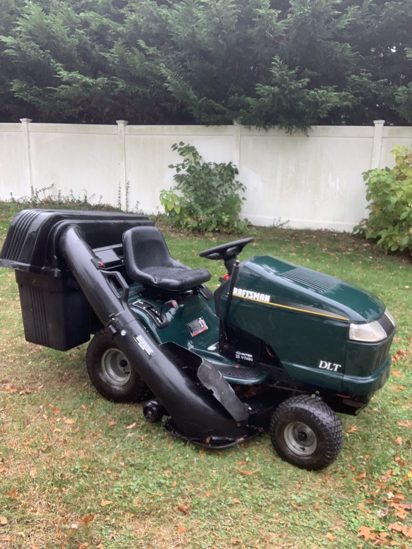 Craftsman 25hp 46in Deck & Triple Bagger