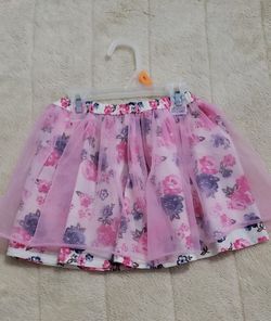 Girl Size 5 Pretty Skirt!