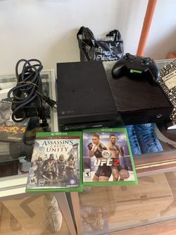 Xbox one 500gb with 2 games controllers all wires