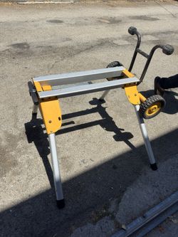 Dewalt Stand