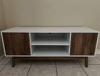 TV stand for TVs up to 49”