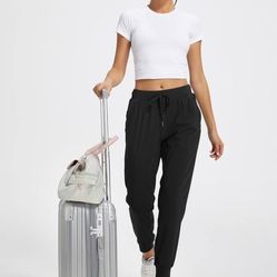 Libin Women's Joggers Pants Athletic Running Regular Sweatpants with Pockets Tapered Casual Workout Pants. Black color / Size: S