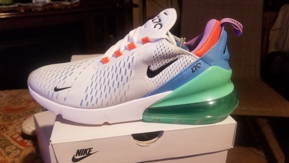 Nike Air Max 270 Size 10.5 - 9.5 - 9 - 8.5