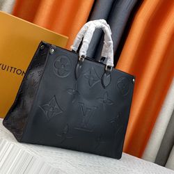 Seasonal Louis Vuitton OnTheGo Bag 