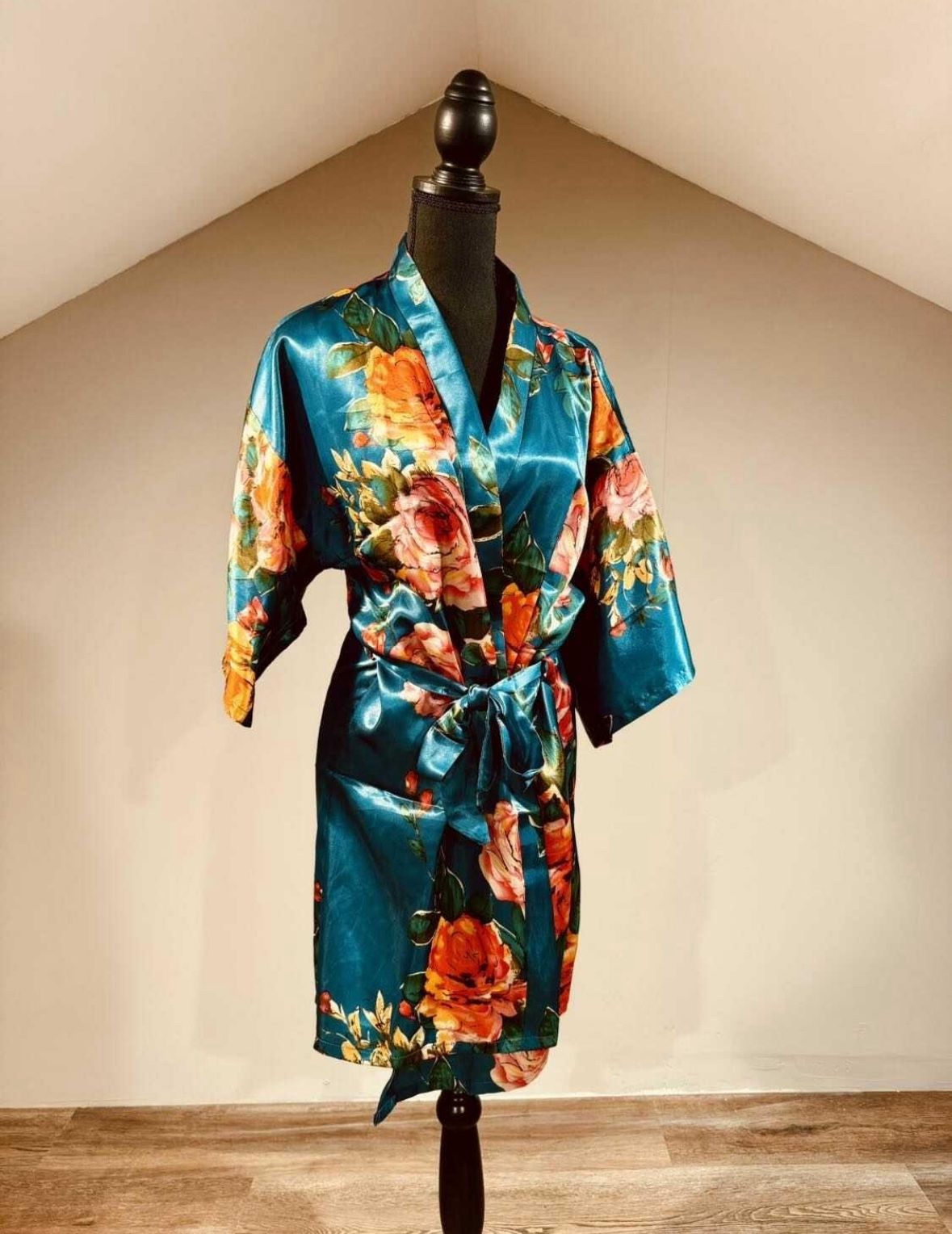Like New Medium Floral Satin Robe