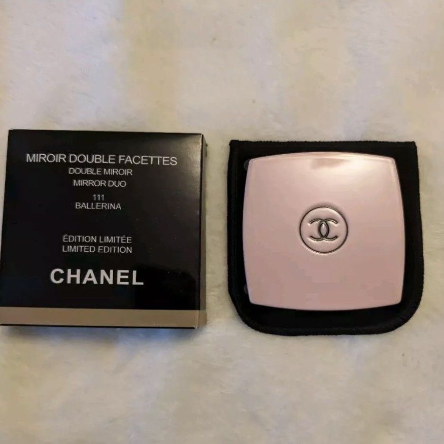Chanel Compact Mirror 100% Authentic Double Facettes Codes Couleur Limited Edition Logo Embossed, 111 Ballerina printed on the box!