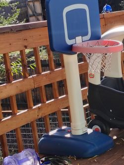 Kids Basketball Hoop