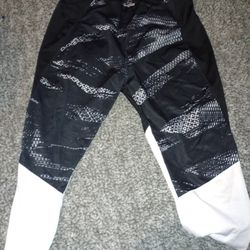 Black And White Sport Wear Coprese 