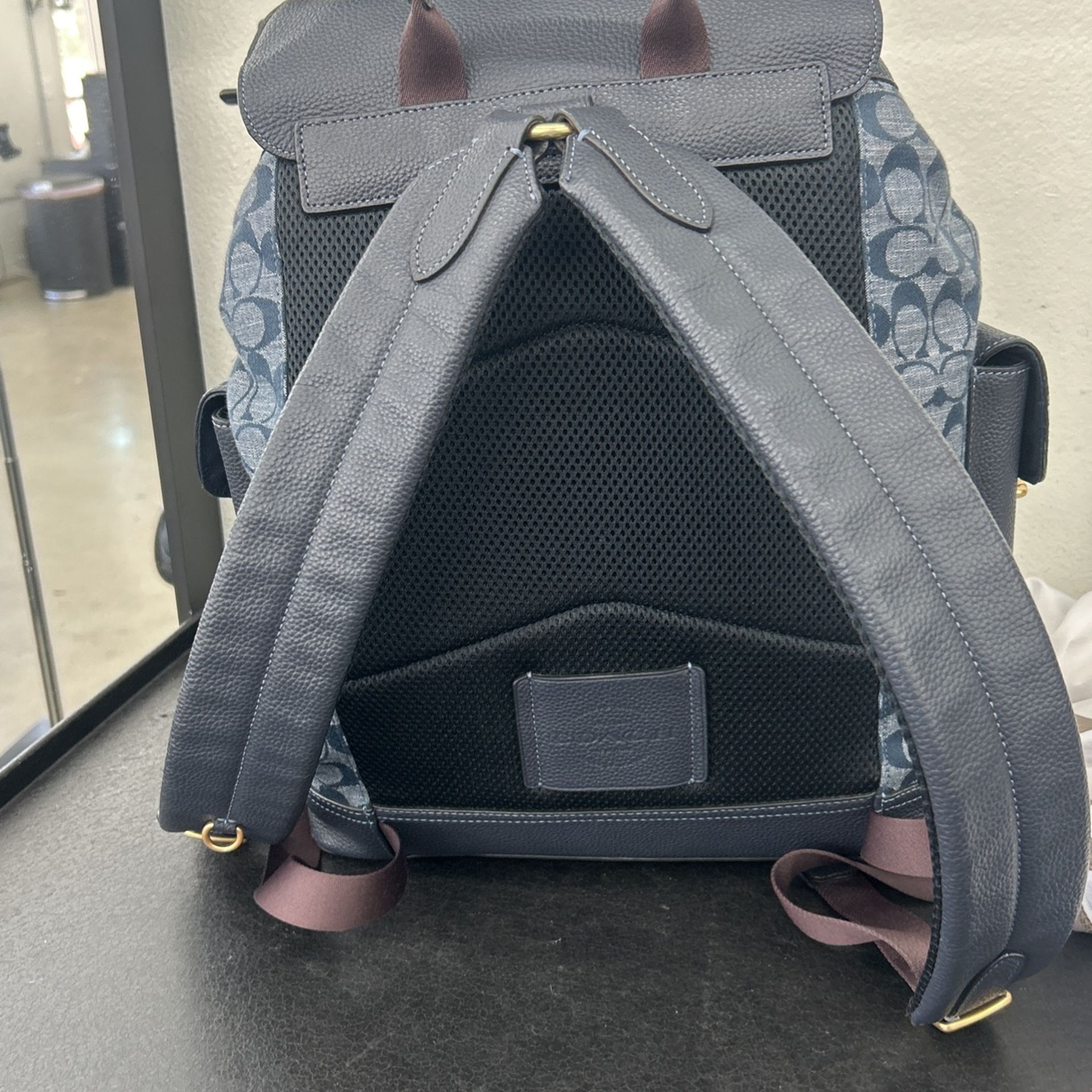 herschel anti theft backpack Supply Company Classic XL 30L With an external USB Pakula Light Dojo Hook Model:Sahara/Nasci/Ultegra/Vanford/Stradic St Croix Spinning Rod