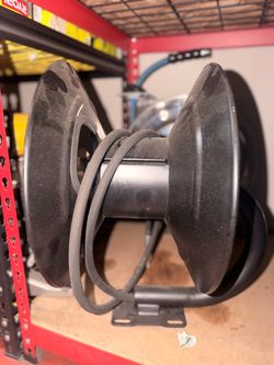 Black 100’ Hand Crank Water Hose Reel + Jumper hose