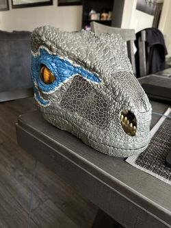 Jurassic World “Chomp N RoarMask”