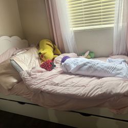 Twin Trundle With 1 Mattress