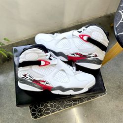 Jordan 8 Retro “Bugs Bunny” (2025) Sizes 8 / 8.5 / 9 / 9.5 / 10 / 10.5 / 11 / 11.5 / 12 / 13 / 14 IN HAND BRAND NEW
