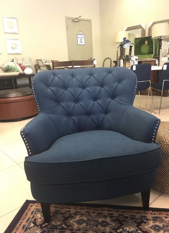 Parmelee Tufted Upholstered Linen Club Chair for Sale in Suwanee
