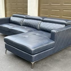Couch/Sofa Sectional - Faux Leather - Delivery Available 🚛