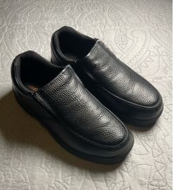 Black slip-on “safeTstep” shoes