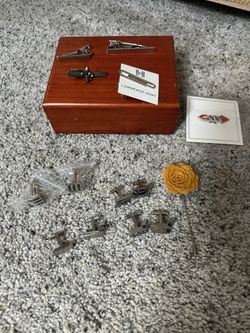 Suit Accessories - Cufflinks, Tie Clips, Lapel Pins