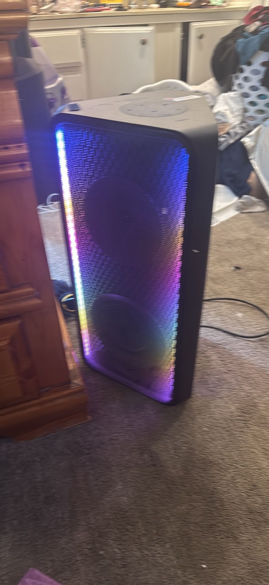 Samsung Bluetooth Tower Speaker