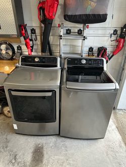 LG Washer and Dryer Set