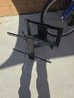 TV Wallmount - Large