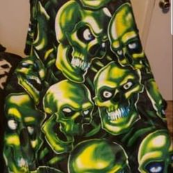 Skull Pile Throw Blanket 