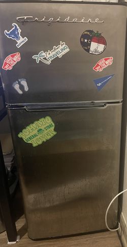 Frigidaire Mini Fridge 4.3 Cu ft