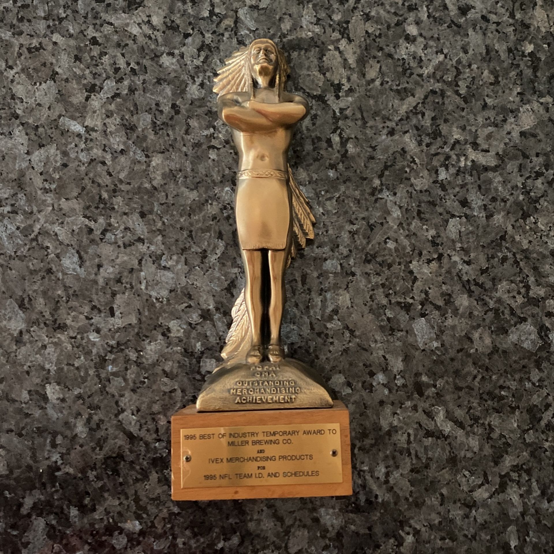 Rare Bronze Popai Oma Award