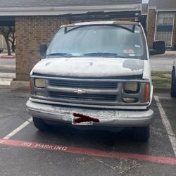 2002 Chevrolet Express