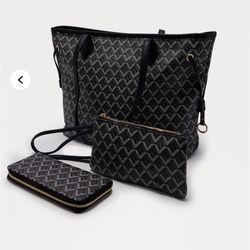 Brand New Tote Bag Set