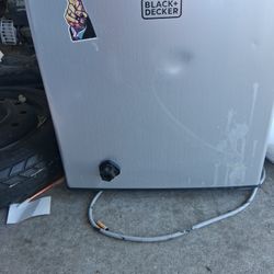 Mini Refrigerator / Freezer
