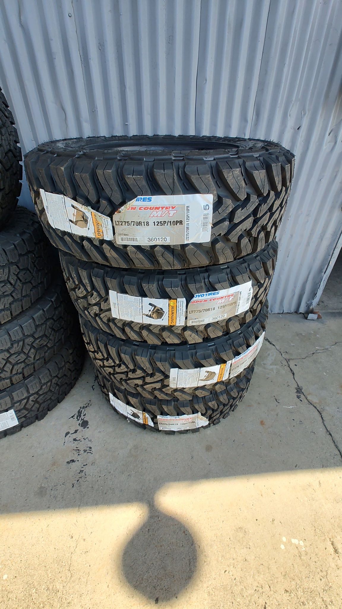 New LT275/70/18 Toyo OPEN COUNTRY A/T III price is firm