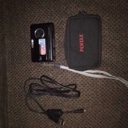 Pentax Digital Camera 8.0 Mega Pixels, Digital SR, 7x Optical Zoom 