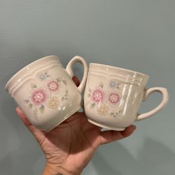 Pair of Vintage International secret garden Japan stoneware small mugs