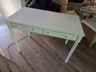 White wooden Desk