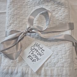 Rug. Napkins W/ Matching Tablecloth.White New Shower Liner